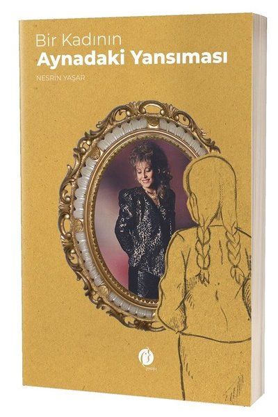 Das Spiegelbild einer Frau